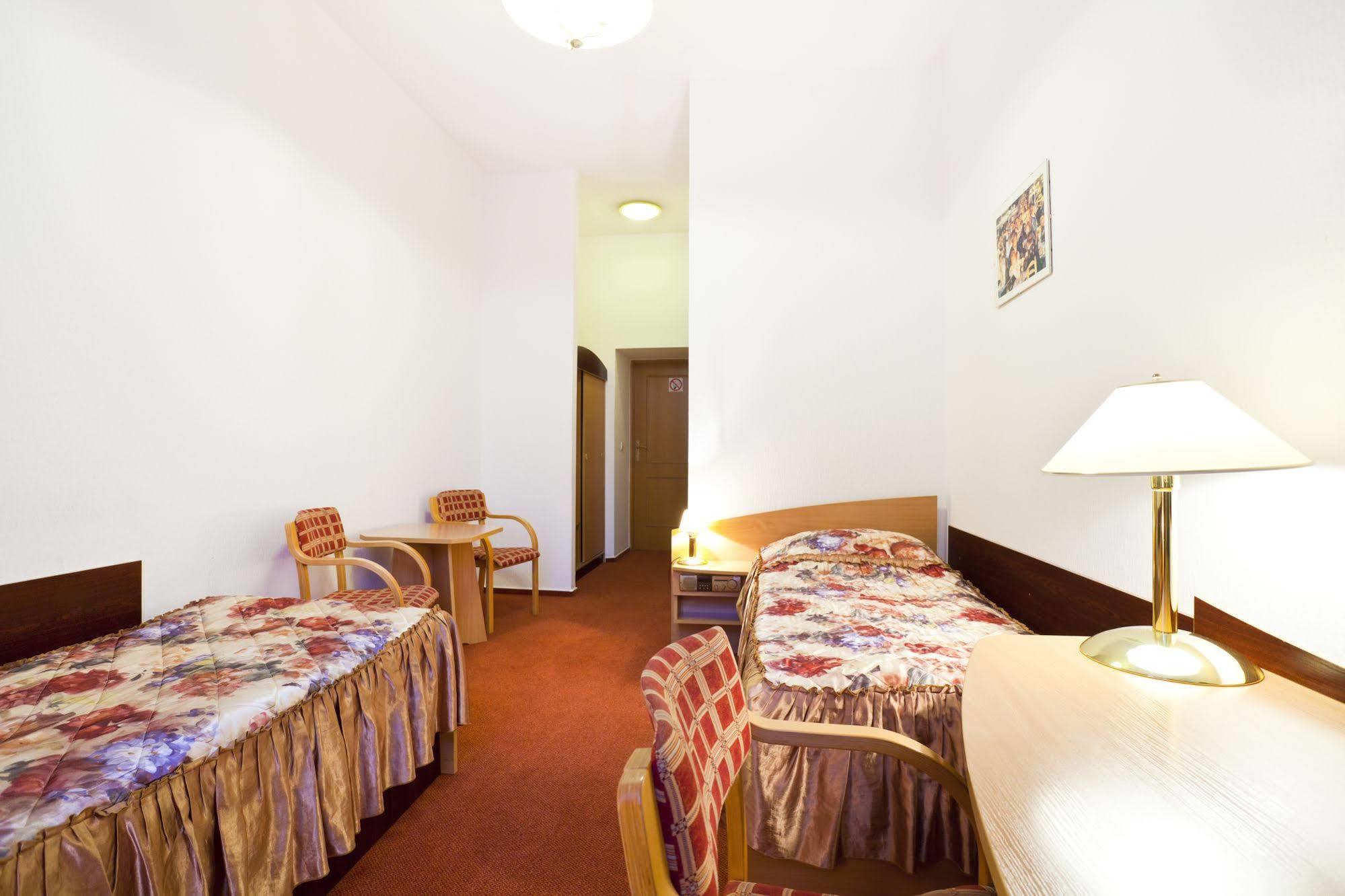 Aiden By Best Western Lodz מראה חיצוני תמונה