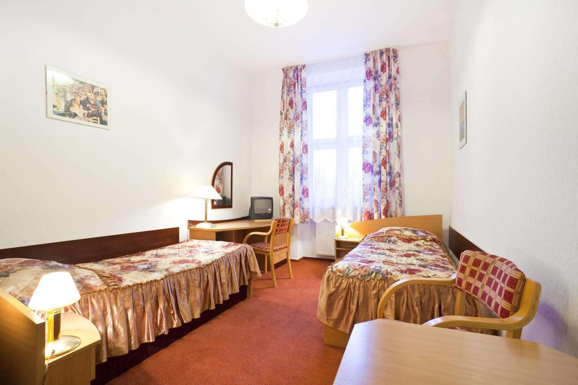 Aiden By Best Western Lodz מראה חיצוני תמונה